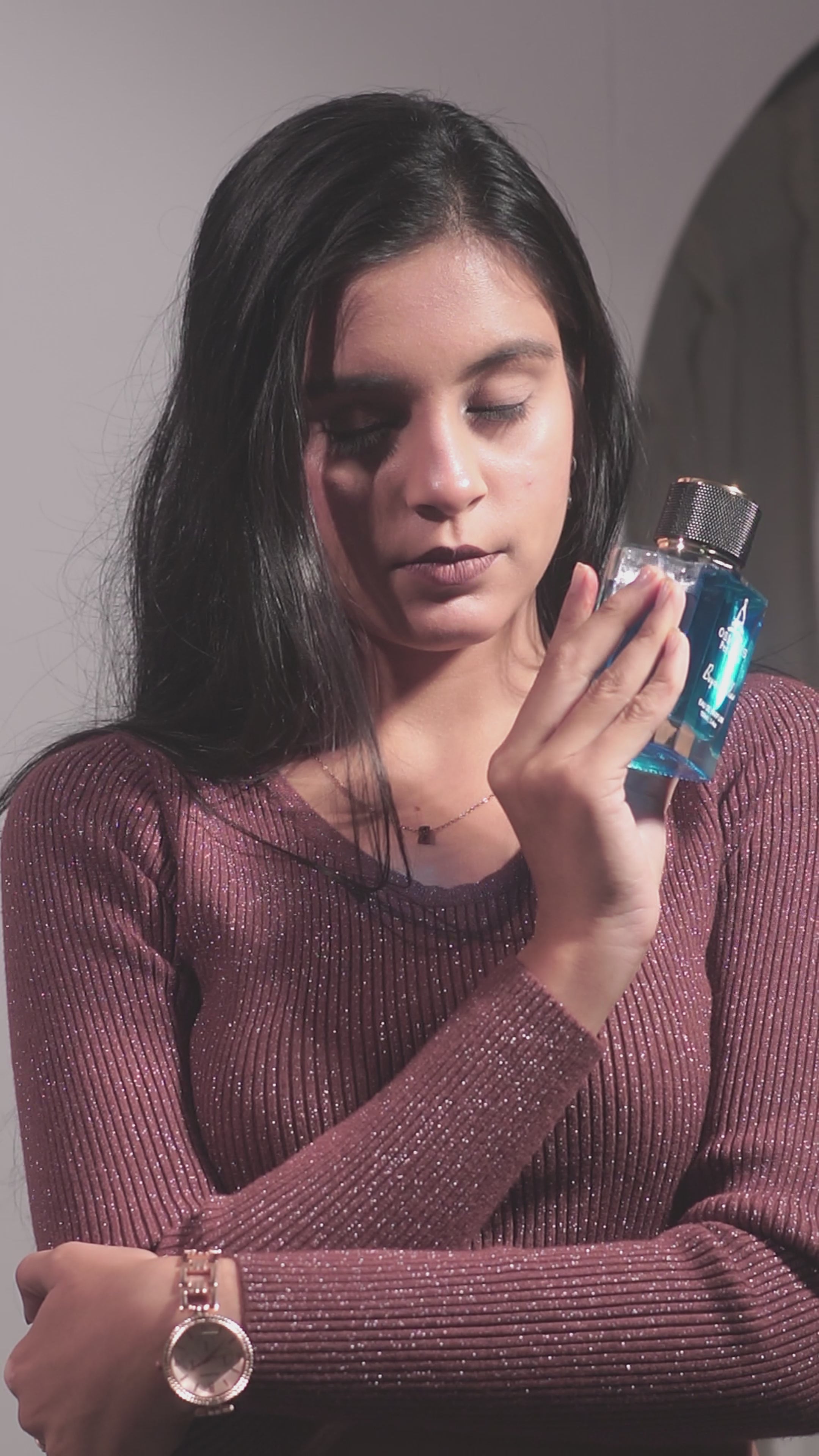 Beyond Blue: Aromatic Aquatic Perfume